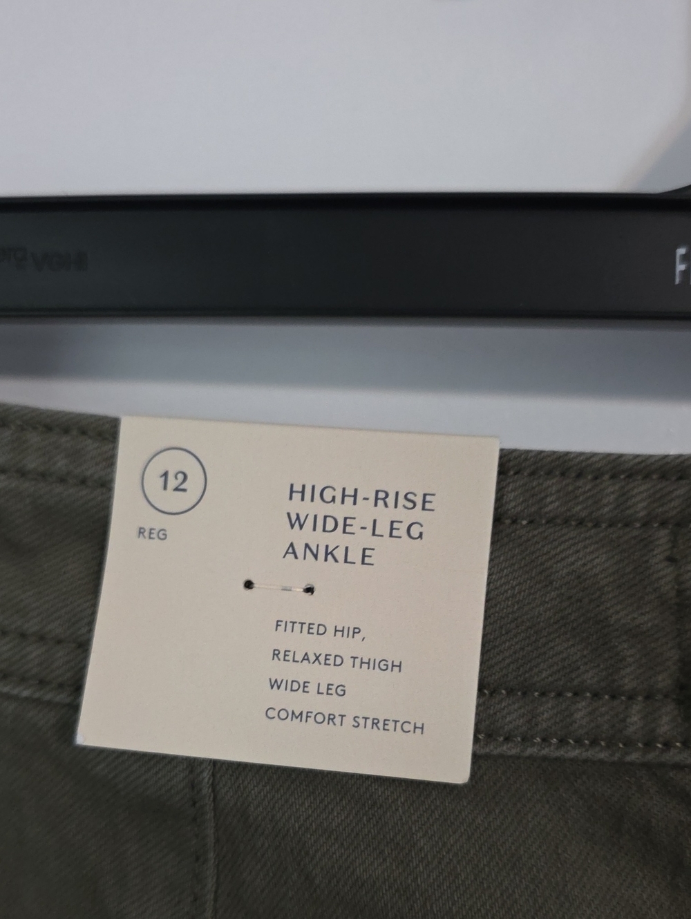NWT UNIVERSAL THREAD OLIVE HIGH RISE WIDE LEG JEANS SZ 12 - Picture 2 of 7